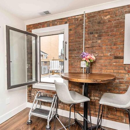 Luxury Design Focused, Detroit Themed Apt Near Downtown In The Art District Leilighet Eksteriør bilde
